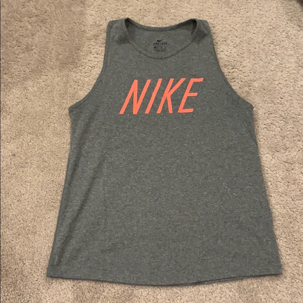 Nike workout tank